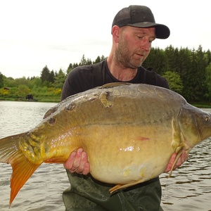 Mirror 20240505 40lb - Lac Les Pins