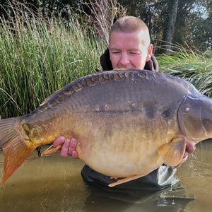 Mirror 20251031 39lb 12oz